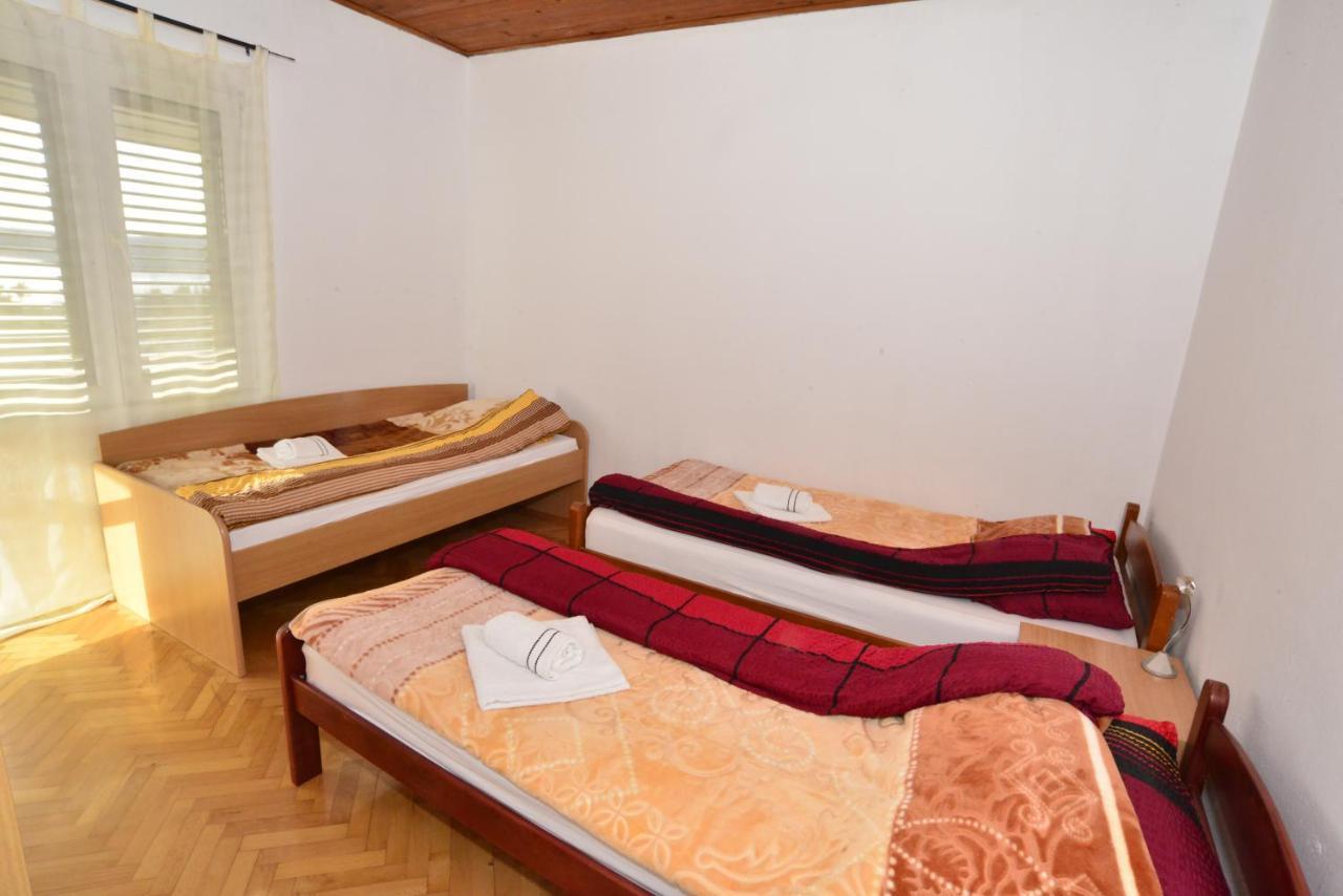 House Sarovic Tivat Exterior foto